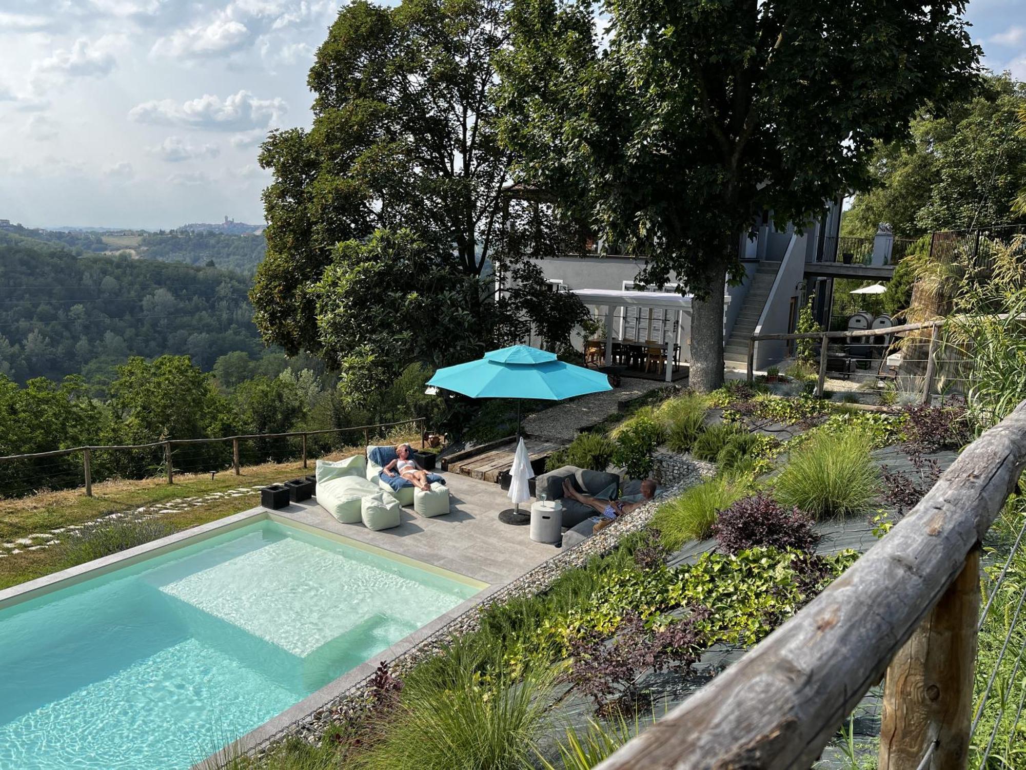 Montegrosso dʼAsti Cascina Giantino Suite Cantina - G A Y - M E N - O N L Y (Adults Only) מראה חיצוני תמונה